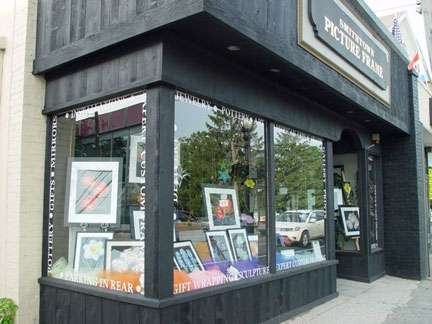 Art show at the Bellemeade Gallery in Smithtown NY.